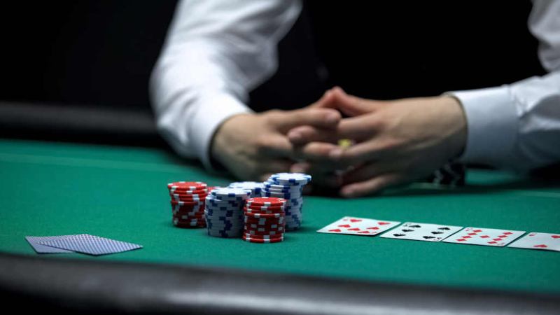 How to play short deck poker online in detail